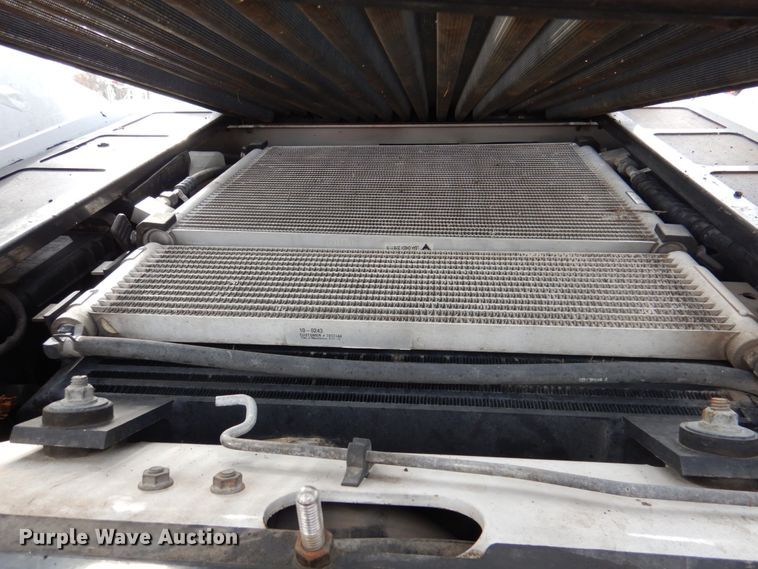 image for item DK1416 2019 Bobcat T870  tracked skid steer loader