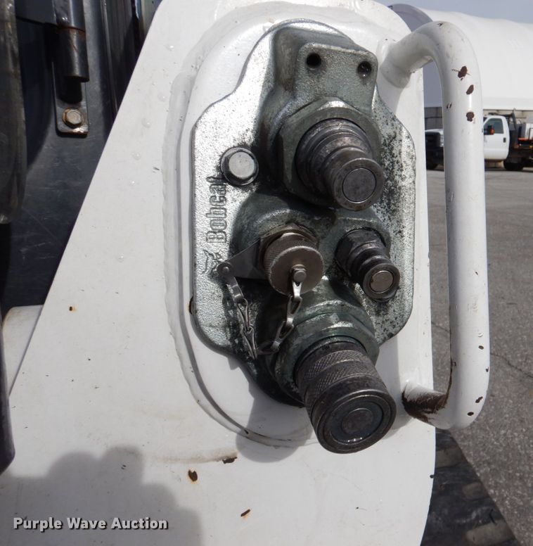 image for item DK1416 2019 Bobcat T870  tracked skid steer loader