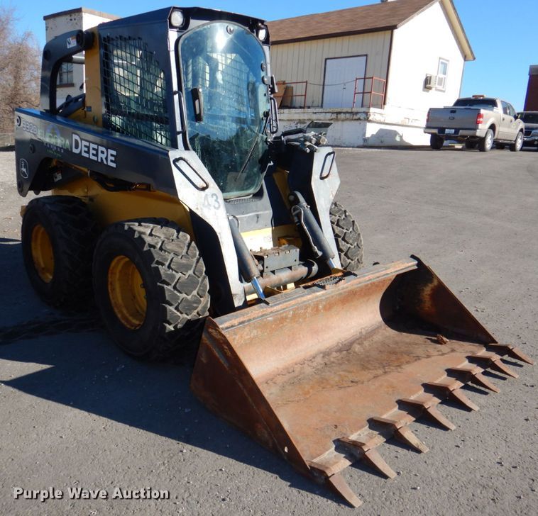 image for item DK1472 2010 John Deere 332D  skid steer loader