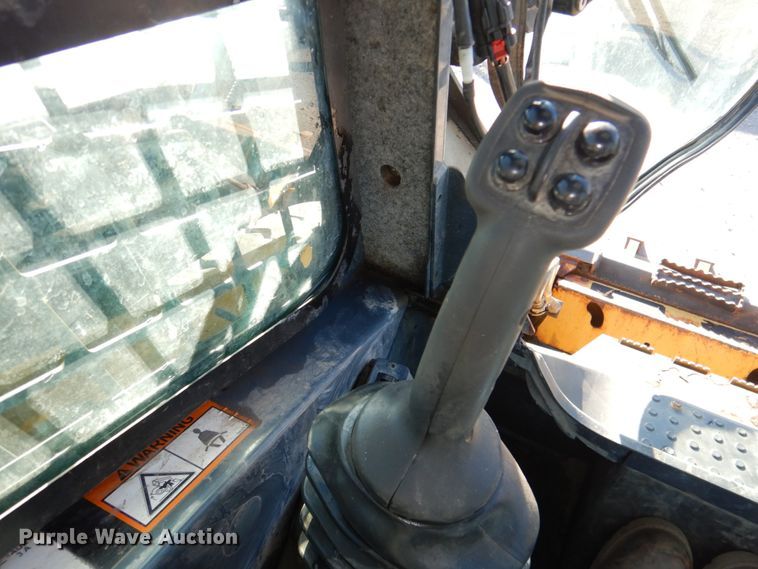 image for item DK1472 2010 John Deere 332D  skid steer loader