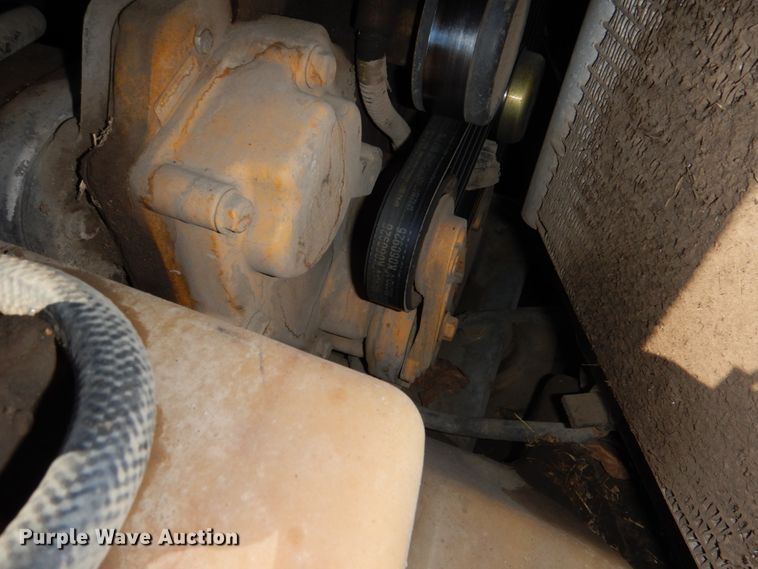 image for item DK1472 2010 John Deere 332D  skid steer loader