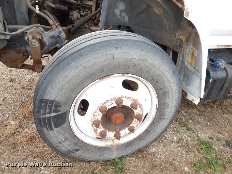 image for item DK3028 1998 Ford F700  dump flatbed truck