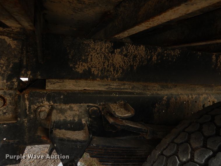 image for item DK3028 1998 Ford F700  dump flatbed truck