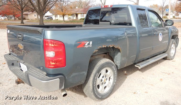 image for item DK3076 2009 Chevrolet Silverado 1500  Ext. Cab pickup truck