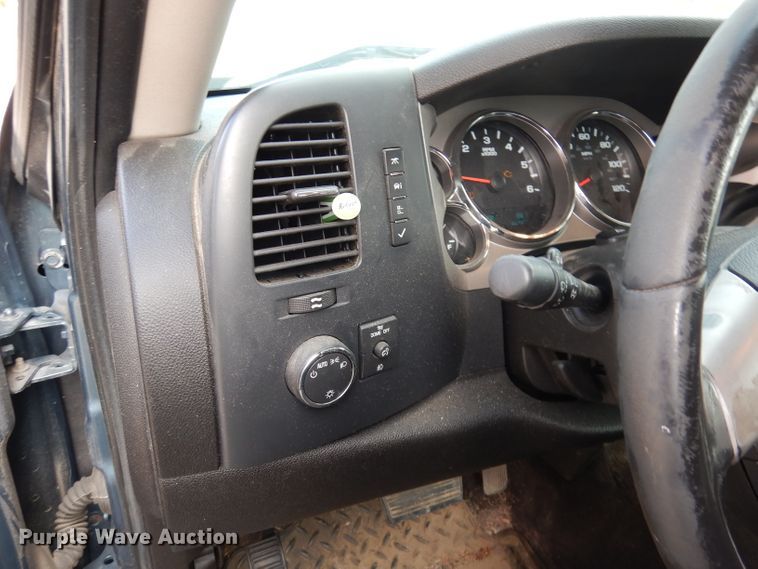 image for item DK3076 2009 Chevrolet Silverado 1500  Ext. Cab pickup truck