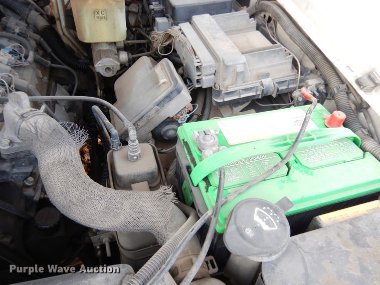 image for item DK3077 2002 GMC Sierra 3500HD SLE  dump truck