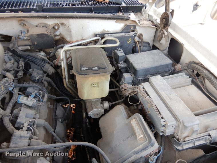 image for item DK3077 2002 GMC Sierra 3500HD SLE  dump truck