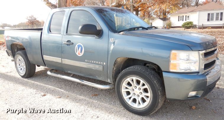 image for item DK3080 2008 Chevrolet Silverado 1500  Ext. Cab pickup truck