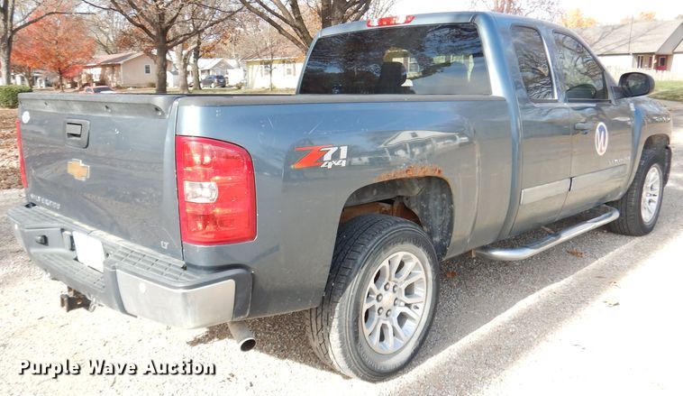 image for item DK3080 2008 Chevrolet Silverado 1500  Ext. Cab pickup truck