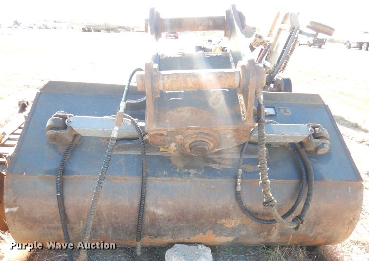 image for item DK3101 2011 Geith AT138072  bucket