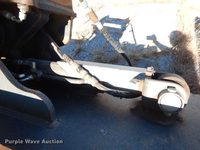 image for item DK3101 2011 Geith AT138072  bucket