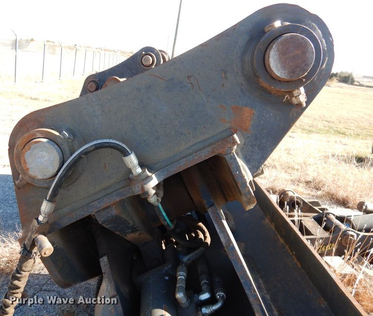 image for item DK3101 2011 Geith AT138072  bucket