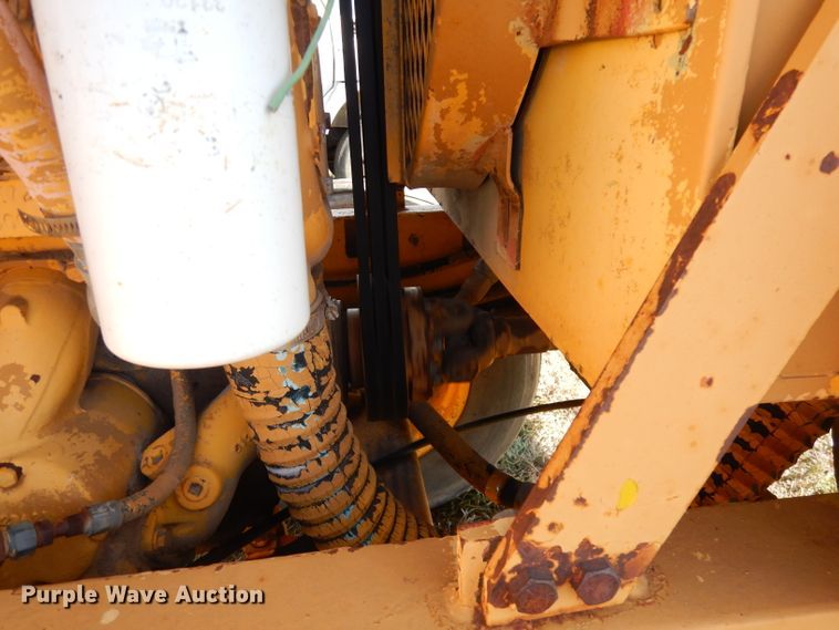 image for item DK3149 1985 Bomag MPH100  soil stabilizer / recycler