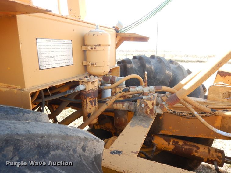 image for item DK3149 1985 Bomag MPH100  soil stabilizer / recycler