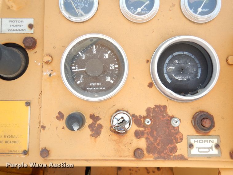 image for item DK3149 1985 Bomag MPH100  soil stabilizer / recycler