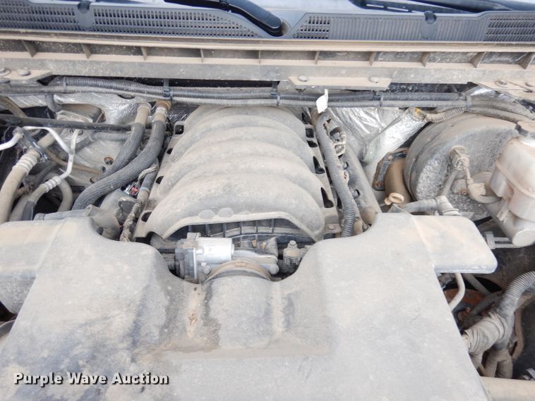 image for item DK3152 2018 Chevrolet Silverado 1500  Crew Cab pickup truck