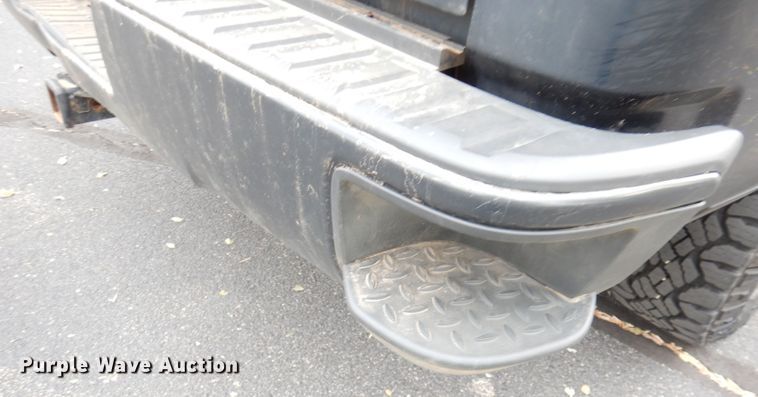 image for item DK3152 2018 Chevrolet Silverado 1500  Crew Cab pickup truck