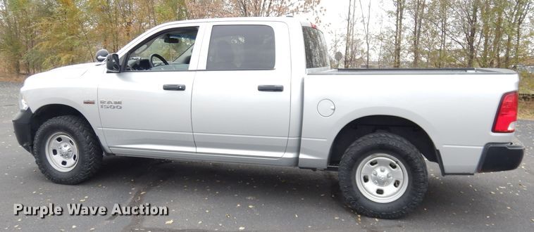 image for item DK3153 2017 Dodge Ram 1500  Crew Cab pickup truck