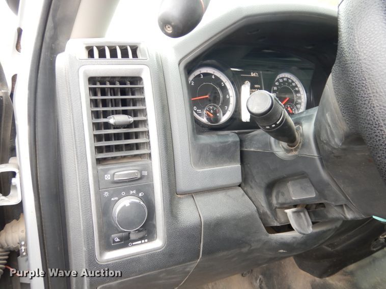 image for item DK3153 2017 Dodge Ram 1500  Crew Cab pickup truck