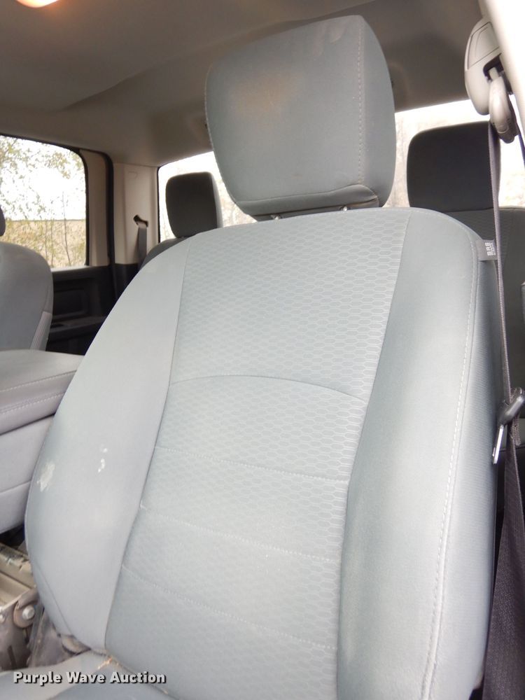 image for item DK3153 2017 Dodge Ram 1500  Crew Cab pickup truck