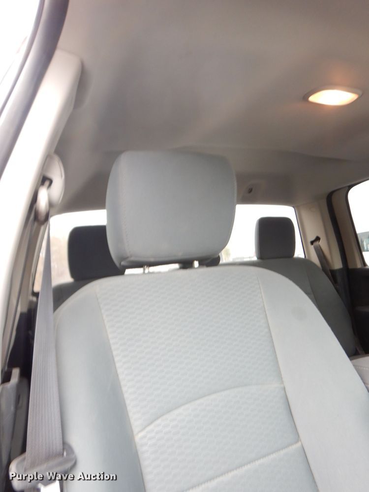 image for item DK3153 2017 Dodge Ram 1500  Crew Cab pickup truck