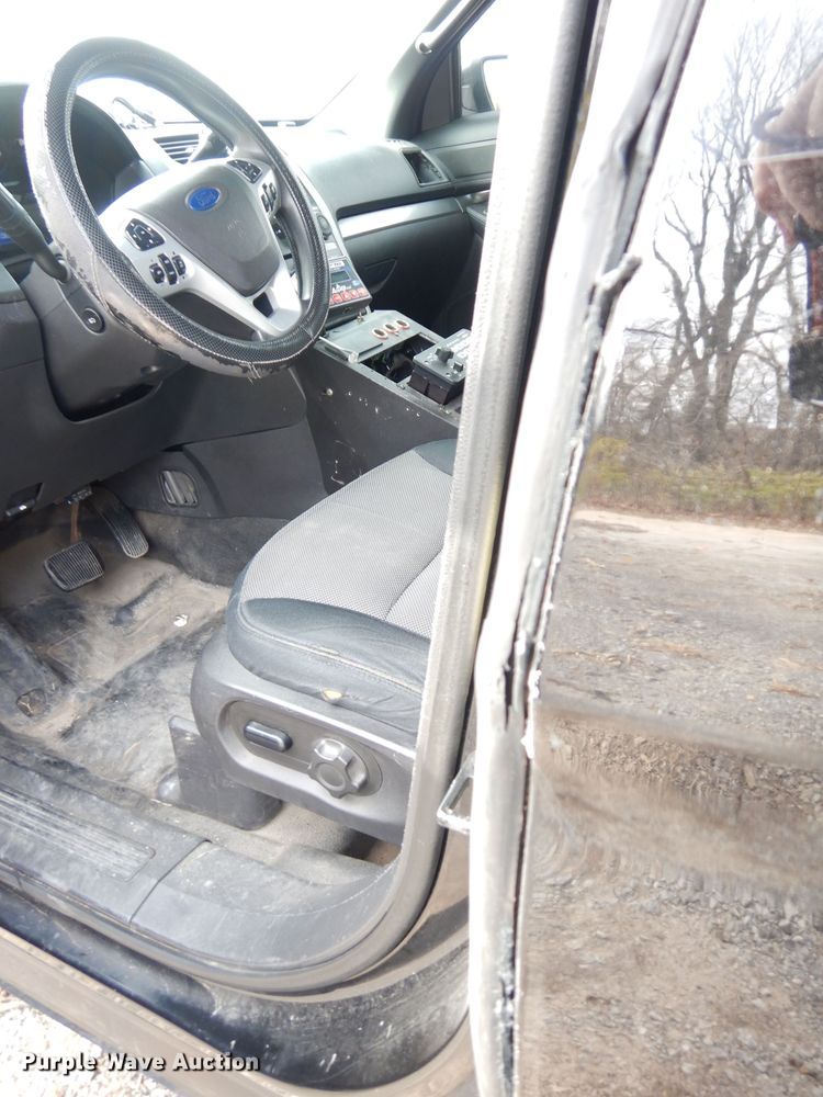 image for item DK3184 2013 Ford Explorer Police  SUV