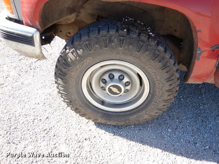 image for item DK3185 1993 Chevrolet K2500  brush fire truck