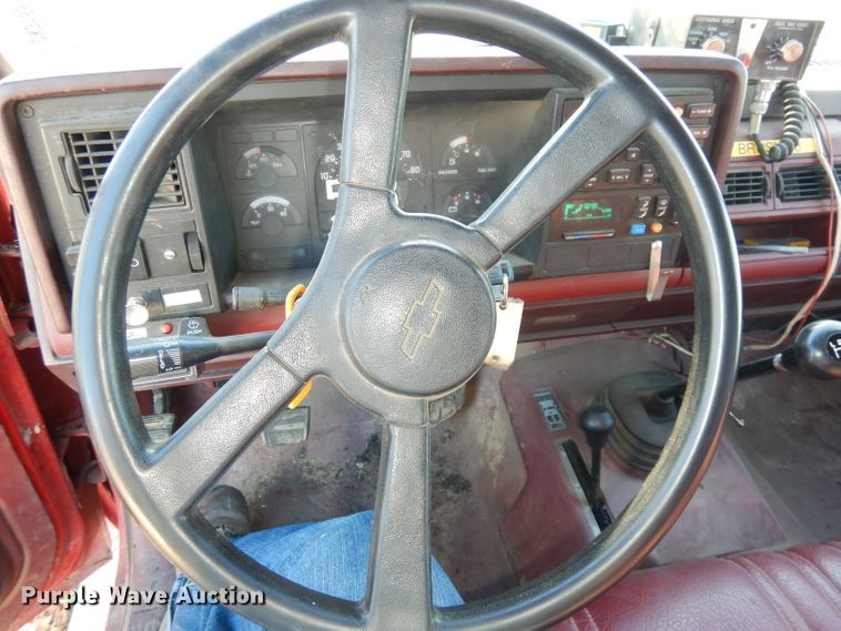 image for item DK3186 1988 Chevrolet K2500  brush fire truck