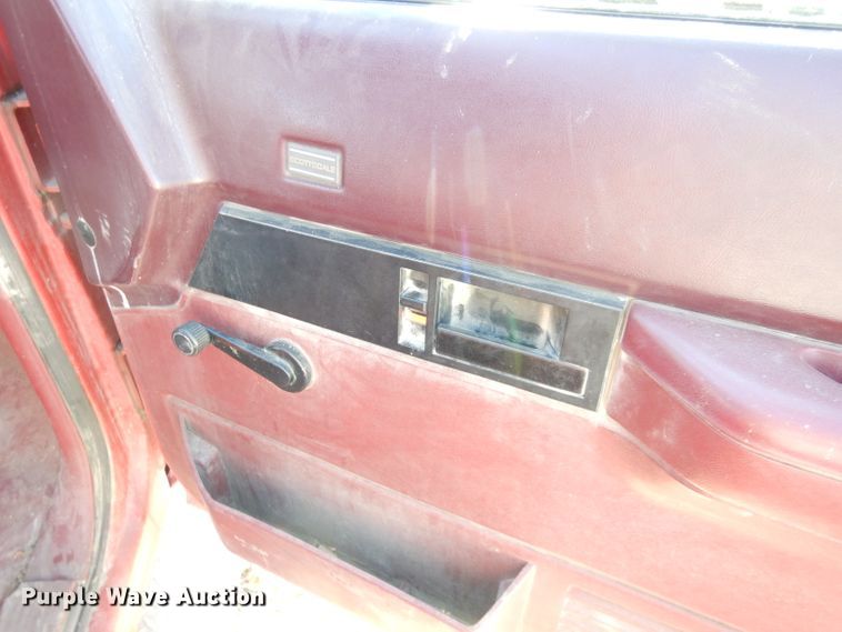 image for item DK3186 1988 Chevrolet K2500  brush fire truck