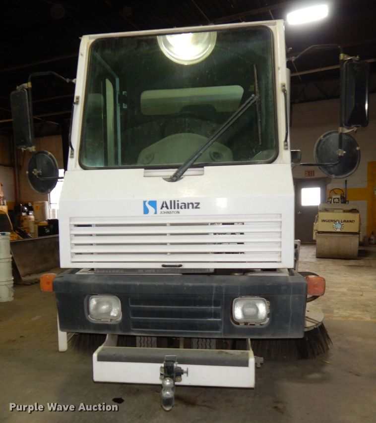 image for item DK3188 2009 Allianz Johnston MX450  street sweeper truck