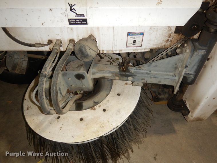image for item DK3188 2009 Allianz Johnston MX450  street sweeper truck
