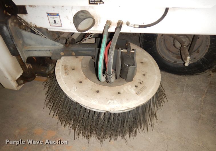 image for item DK3188 2009 Allianz Johnston MX450  street sweeper truck