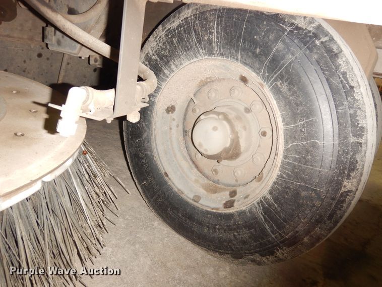 image for item DK3188 2009 Allianz Johnston MX450  street sweeper truck