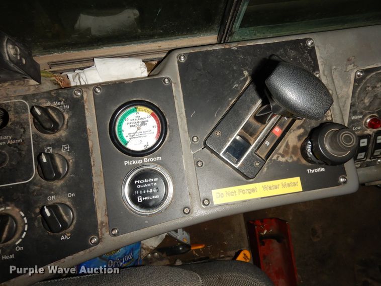 image for item DK3188 2009 Allianz Johnston MX450  street sweeper truck