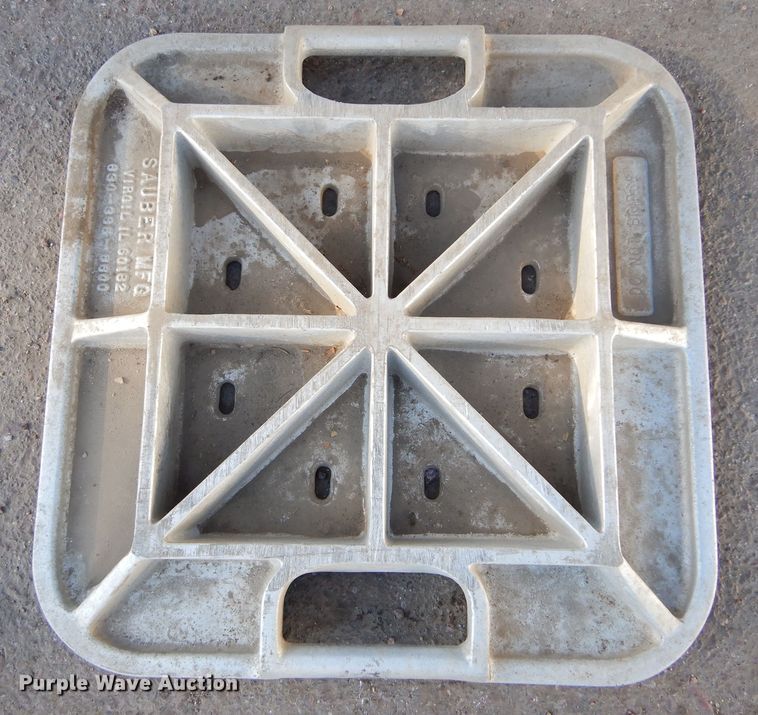 image for item DK3364 2002 International 4300  bucket truck