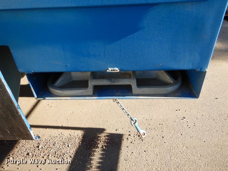 image for item DK3364 2002 International 4300  bucket truck