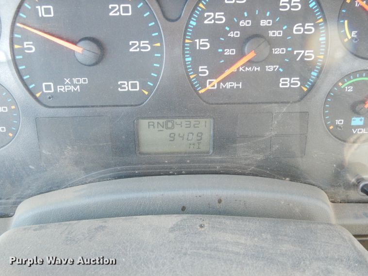 image for item DK3364 2002 International 4300  bucket truck