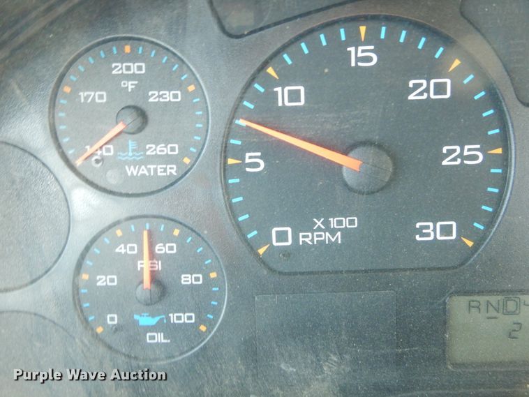 image for item DK3364 2002 International 4300  bucket truck