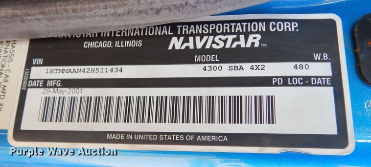 image for item DK3364 2002 International 4300  bucket truck