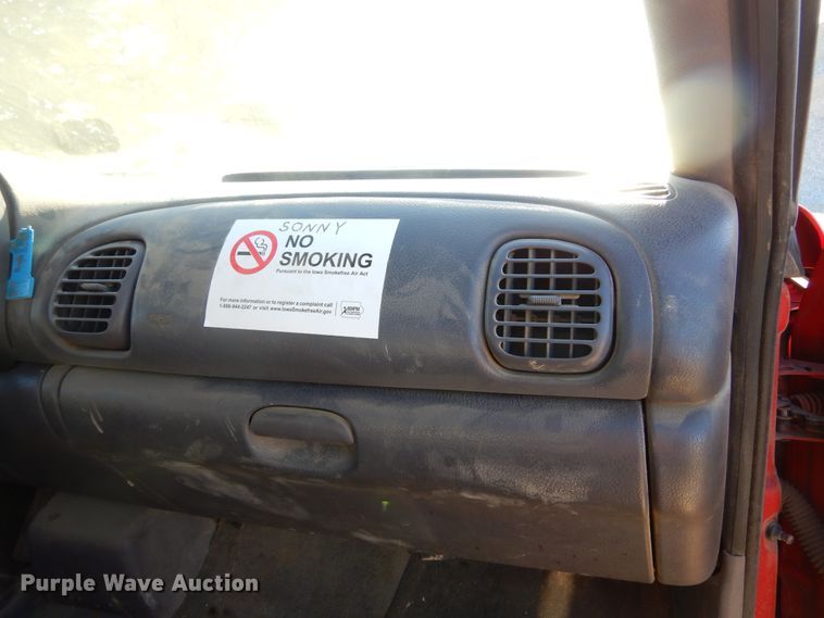 image for item DK3372 1999 Dodge Ram 1500  pickup truck