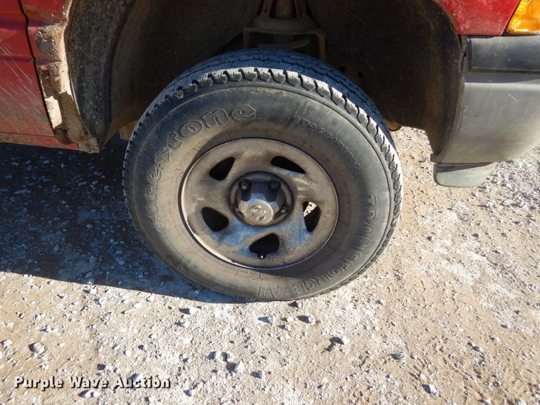 image for item DK3372 1999 Dodge Ram 1500  pickup truck