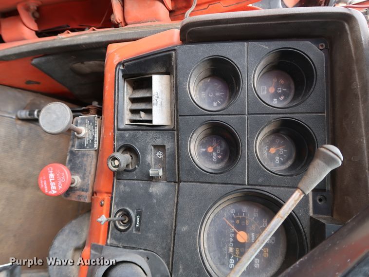 image for item DL0634 1986 GMC C6500  bucket truck