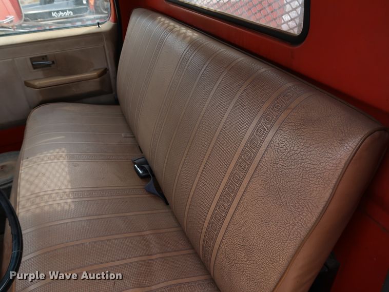 image for item DL0634 1986 GMC C6500  bucket truck