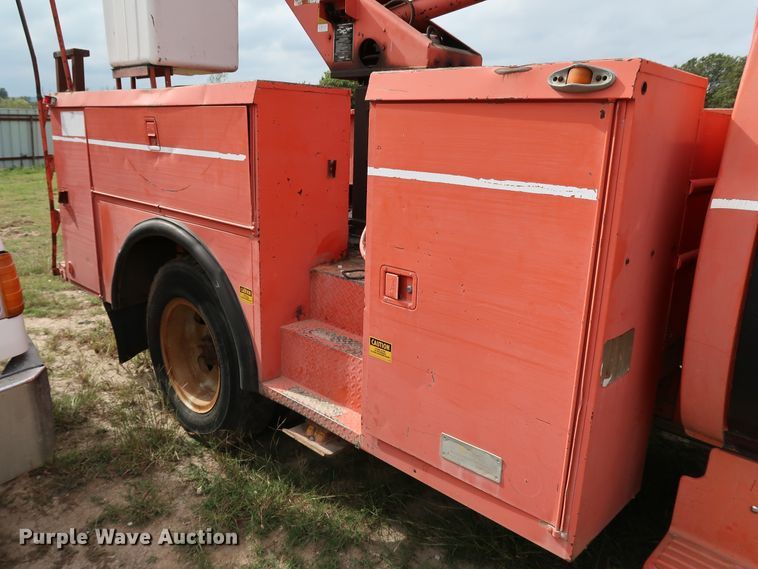 image for item DL0634 1986 GMC C6500  bucket truck