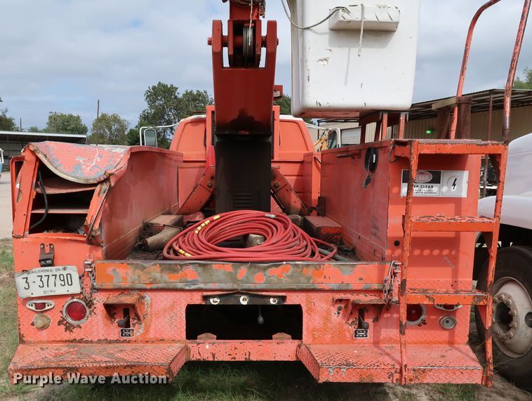 image for item DL0634 1986 GMC C6500  bucket truck
