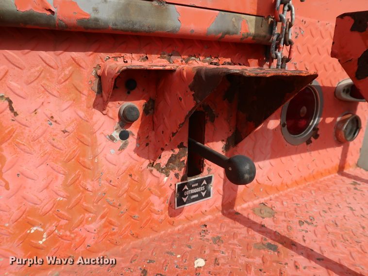 image for item DL0634 1986 GMC C6500  bucket truck