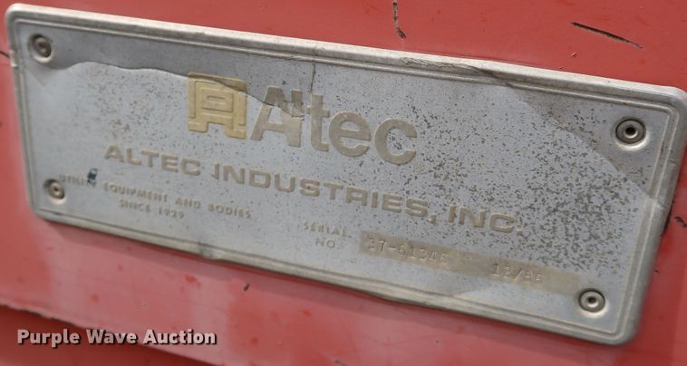 image for item DL0634 1986 GMC C6500  bucket truck