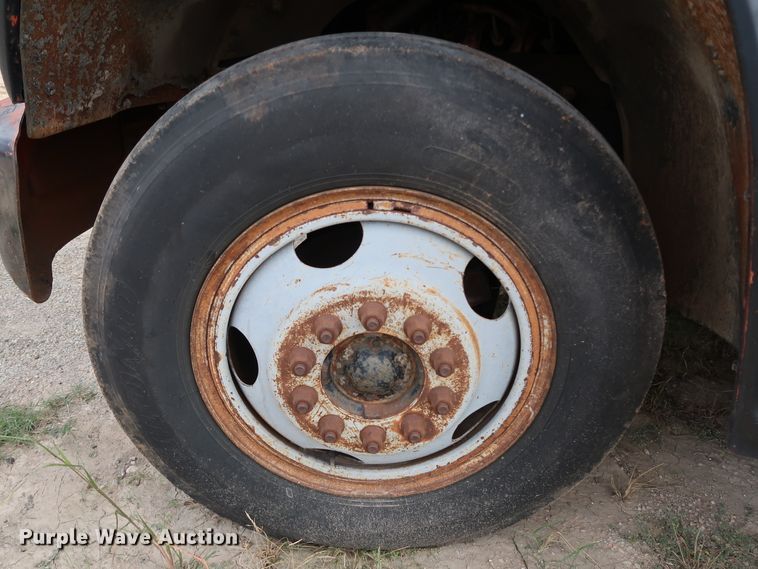 image for item DL0634 1986 GMC C6500  bucket truck