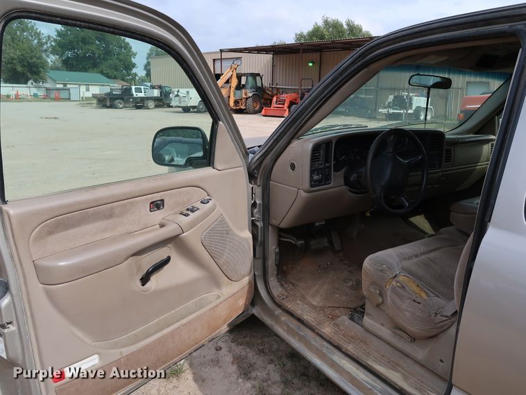 image for item DL0636 2002 Chevrolet Silverado 1500  Ext. Cab pickup truck