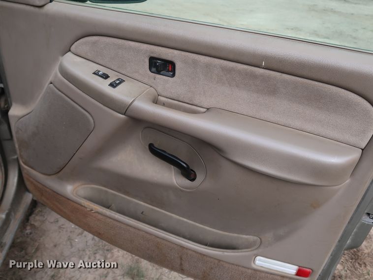 image for item DL0636 2002 Chevrolet Silverado 1500  Ext. Cab pickup truck